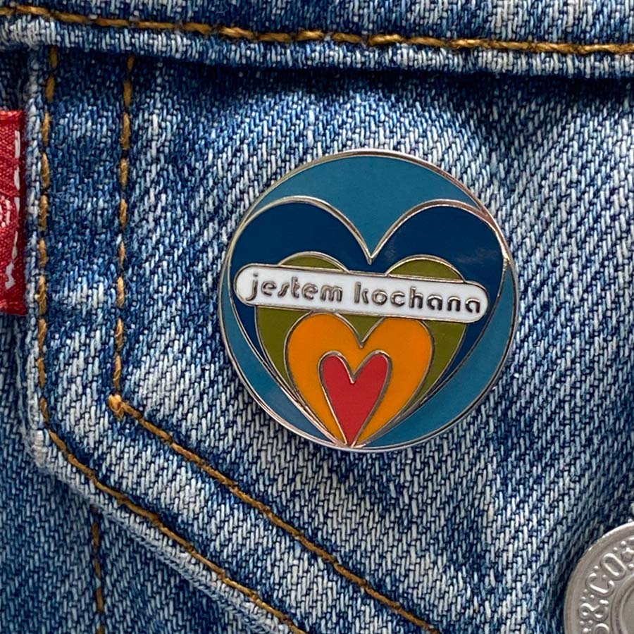 Loved (f) Polish Enamel Pin - Jestem Kochana - Image 4